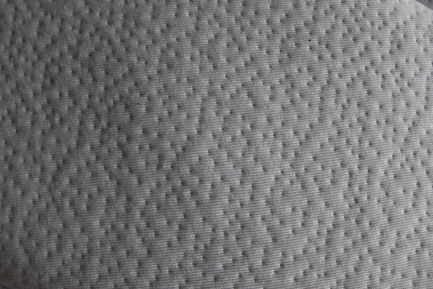 Superfície porosa de um colchão